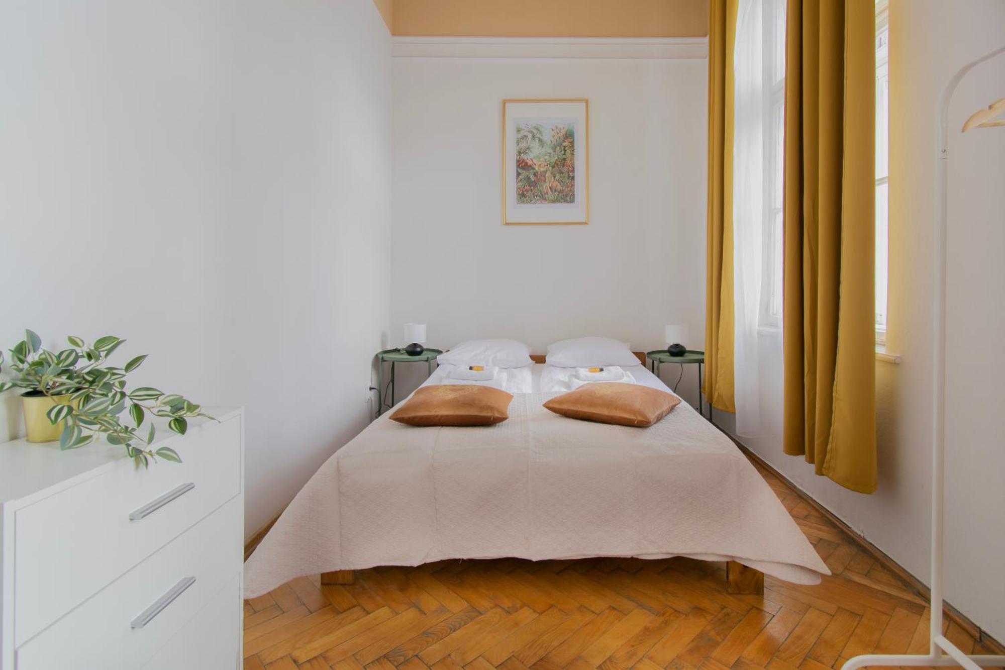 Huge Apartments Smolensk Street Красков Екстериор снимка