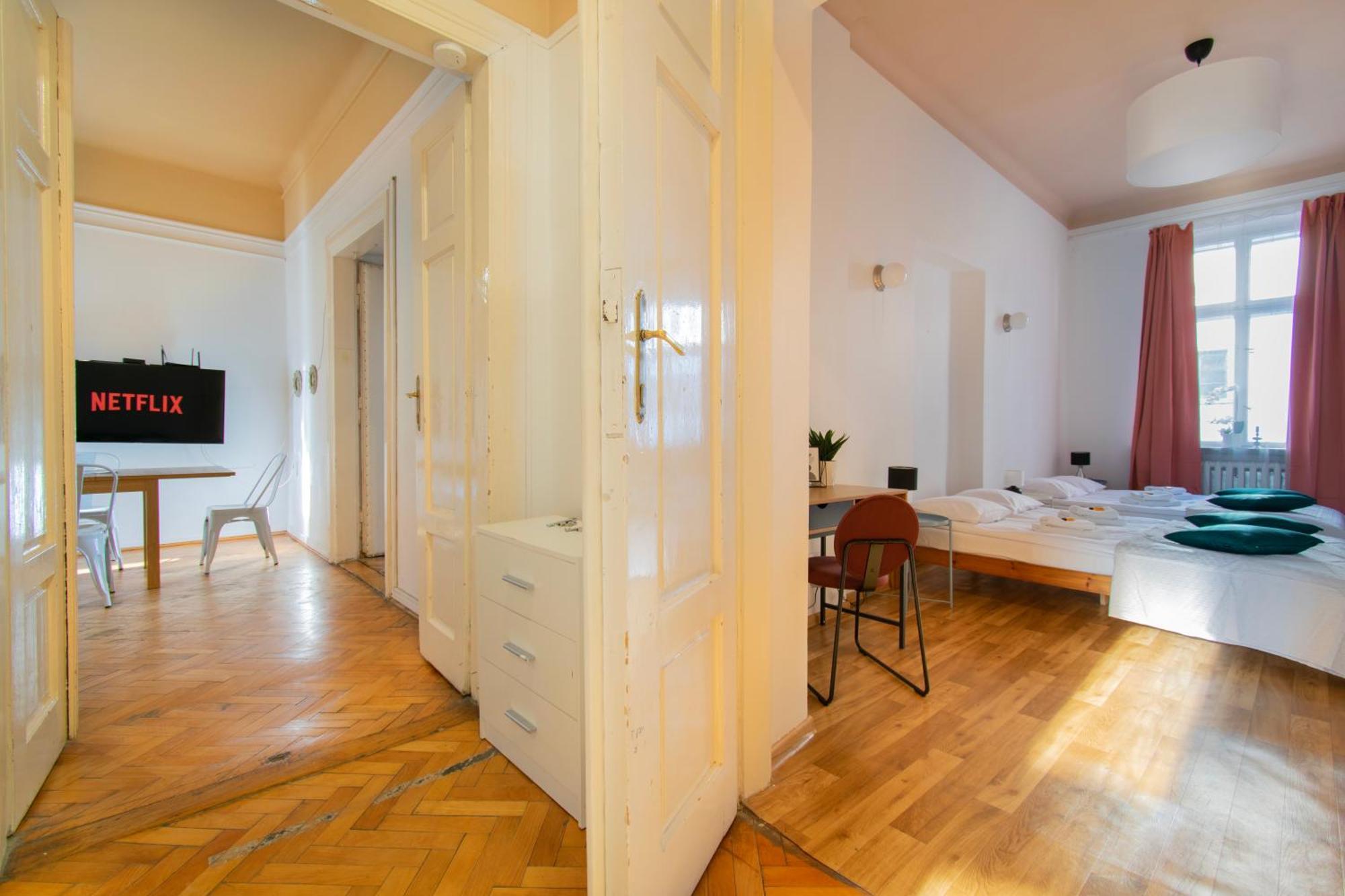 Huge Apartments Smolensk Street Красков Екстериор снимка